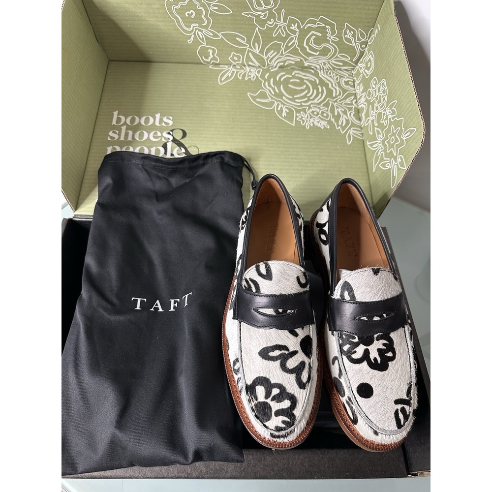 TAFT The Fitz Penny Loafer In Wallflower Size 8 New
